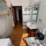 Appartamento Il Tulipano, 4 Posti Letto, Senza Cucina, Affittacamere Il Tulipano 4 Posti Letto A Sestri Levante Gasthuis Sestri Levante
