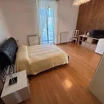 Gasthuis Appartamento Il Tulipano, 4 Posti Letto, Senza Cucina, Affittacamere Il Tulipano 4 Posti Letto A Sestri Levante