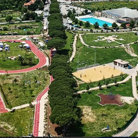 Il Tulipano Quadrupla Con Bagno Senza Cucina E Monolocale Con Bagno E Angolo Cottura Maison d'hôtes 3*