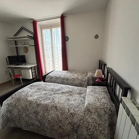 Appartamento Il Tulipano, 4 Posti Letto, Senza Cucina, Affittacamere Il Tulipano 4 Posti Letto A Sestri Levante Gasthuis 3*