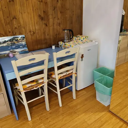 Il Tulipano Quadrupla Con Bagno Senza Cucina E Monolocale Con Bagno E Angolo Cottura Maison d'hôtes 3*