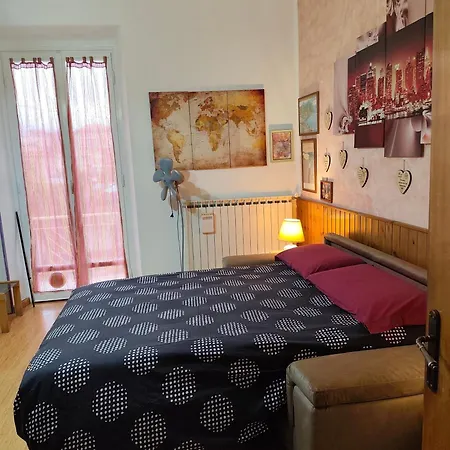 Il Tulipano Quadrupla Con Bagno Senza Cucina E Monolocale Con Bagno E Angolo Cottura